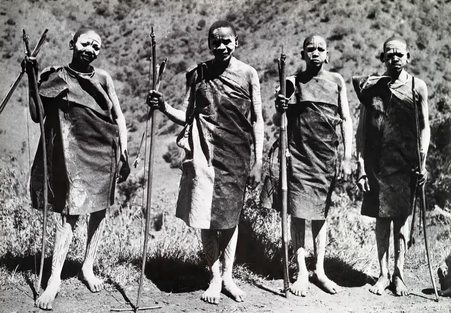 Nandi initiates · colonial era
